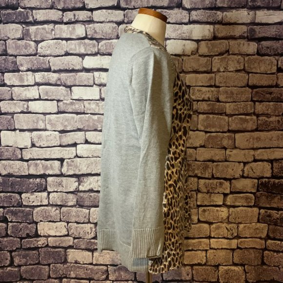 Chico's Animal Print Cardigan Size Medium - Picture 8 of 10